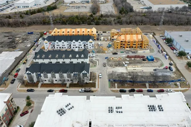 a view of a house with entertaining space