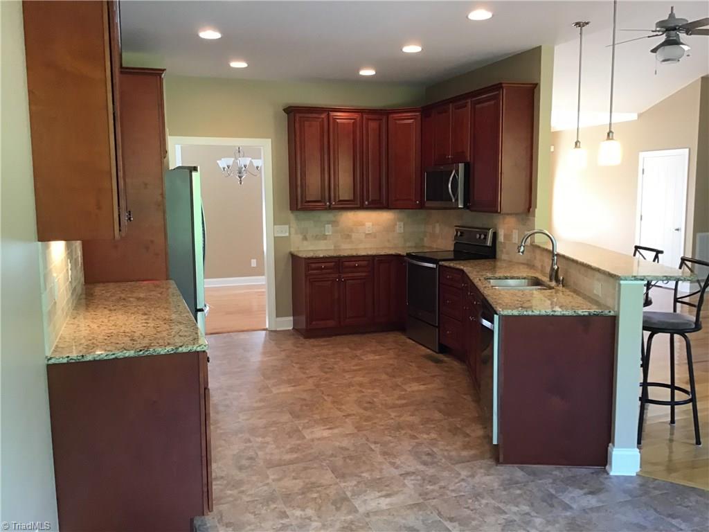 1345 Cunningham Road Thomasville, NC 27360 - Photo 4 of 13 Gallery Image 4