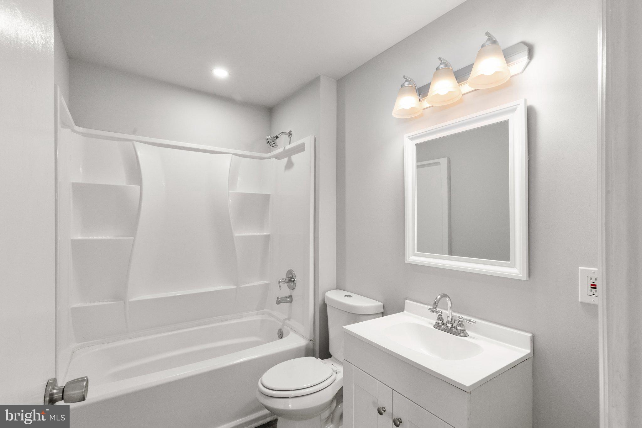 203 Ashwood Road Baltimore, MD 21222 - Photo 13 of 23 Gallery Image 13