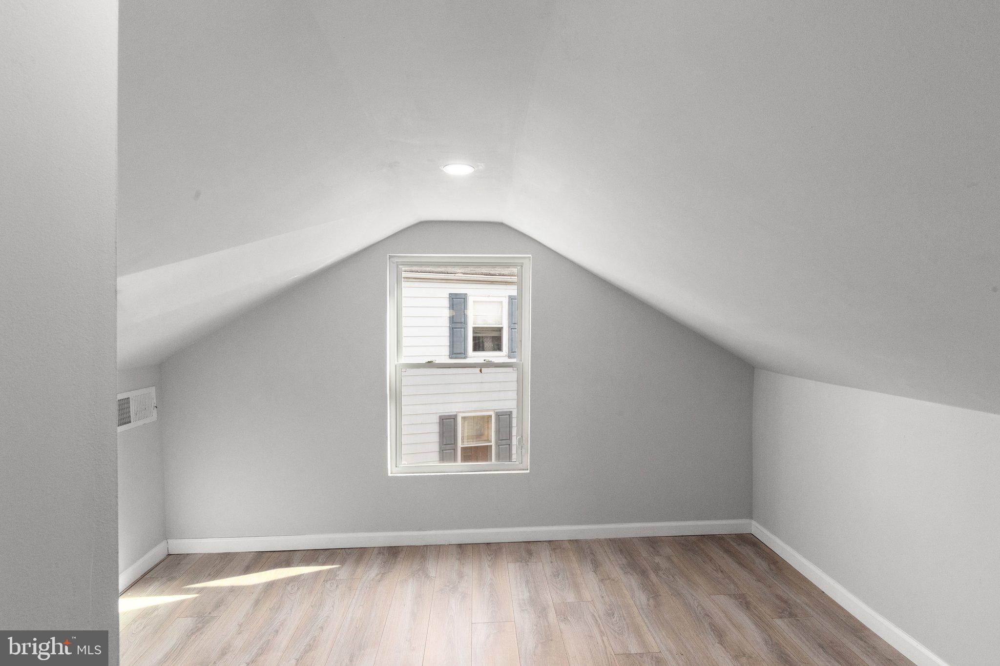 203 Ashwood Road Baltimore, MD 21222 - Photo 20 of 23 Gallery Image 20
