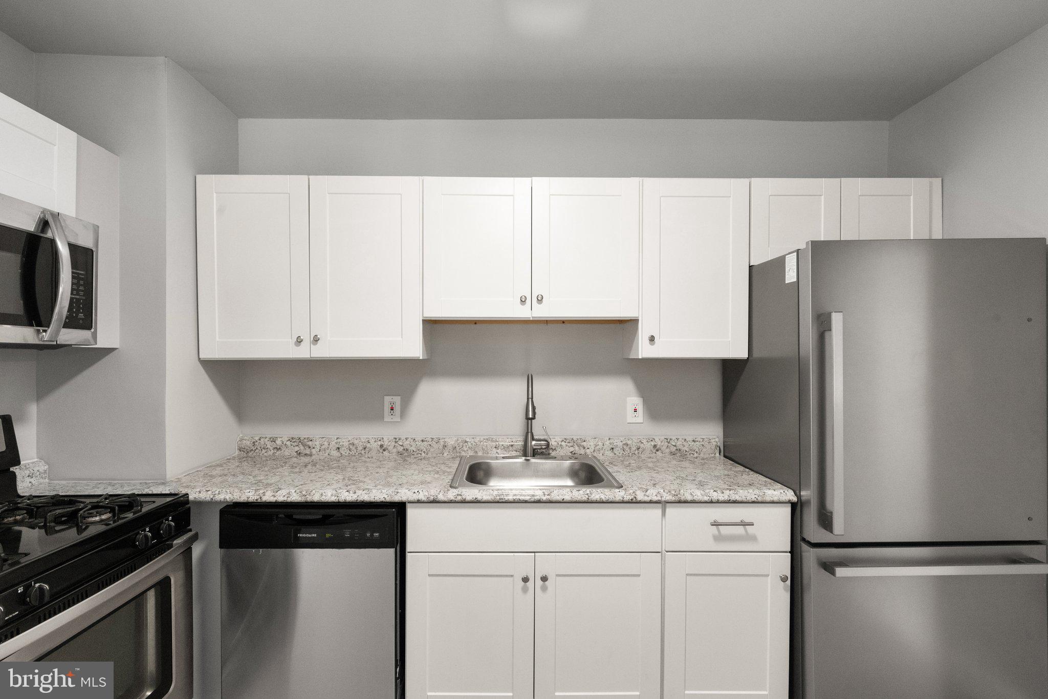 203 Ashwood Road Baltimore, MD 21222 - Photo 8 of 23 Gallery Image 8