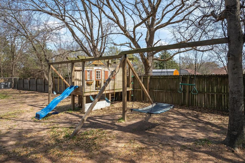 350 Alaska Street Van, TX 75790 - Photo 30 of 37 a view of outdoor space with entertaining
