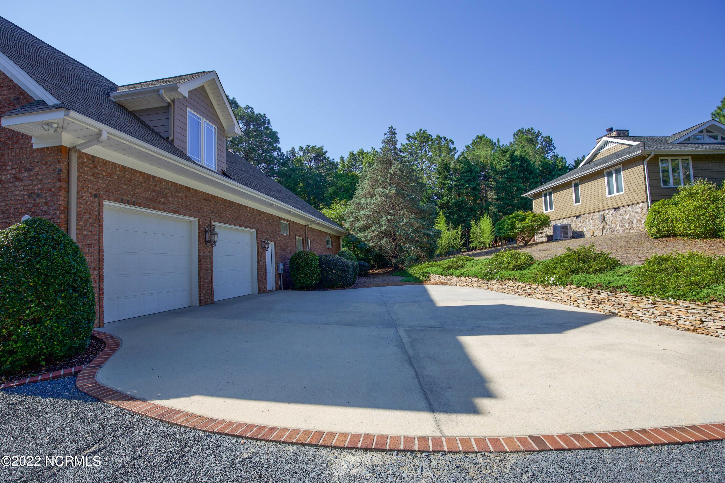 4 Vardon Road Pinehurst, NC 28374 - Photo 3 of 52 4 Vardon Rd-9