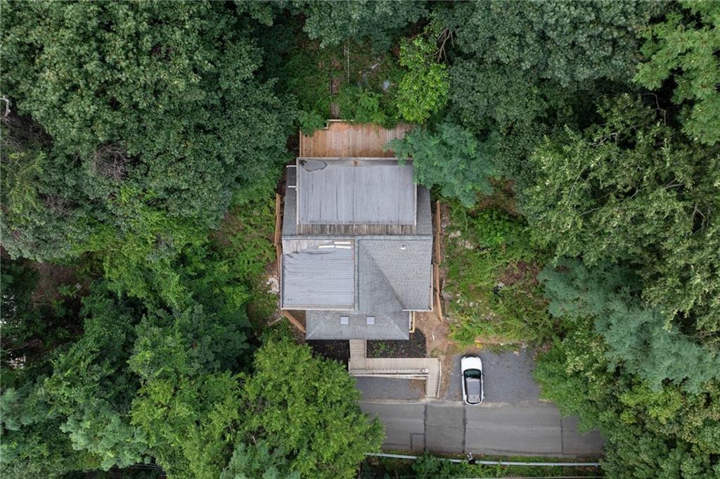 875 Dickson Road Sewickley, PA 15143 - Photo 28 of 29 an aerial view of a house with a garden