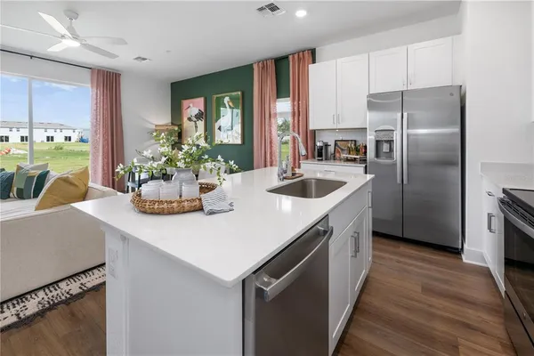 $2,225 | 2500 Everson Street, Unit 72, Bradenton, FL 34208