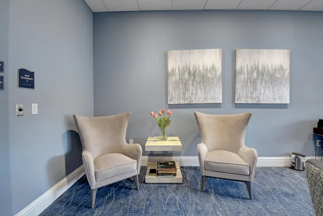 $155,000 | 6525 South Oriole Boulevard, Unit 2060, Delray Beach, FL 33446