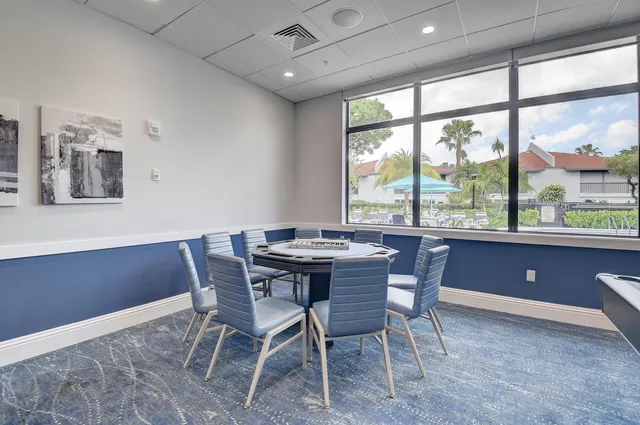 $155,000 | 6525 South Oriole Boulevard, Unit 2060, Delray Beach, FL 33446