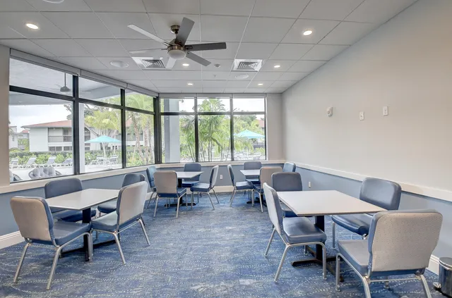 $155,000 | 6525 South Oriole Boulevard, Unit 2060, Delray Beach, FL 33446