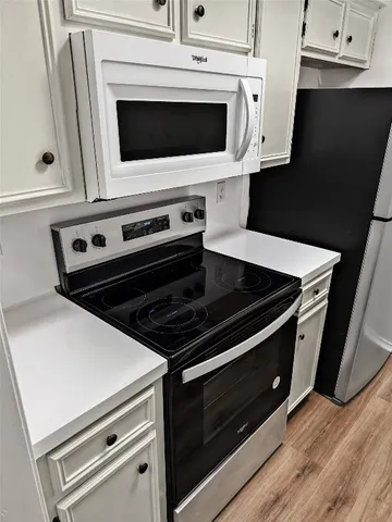 $274,900 | 2706 Salado Street, Unit 205, Austin, TX 78705