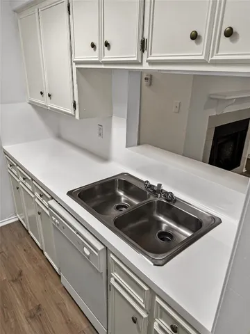 $274,900 | 2706 Salado Street, Unit 205, Austin, TX 78705