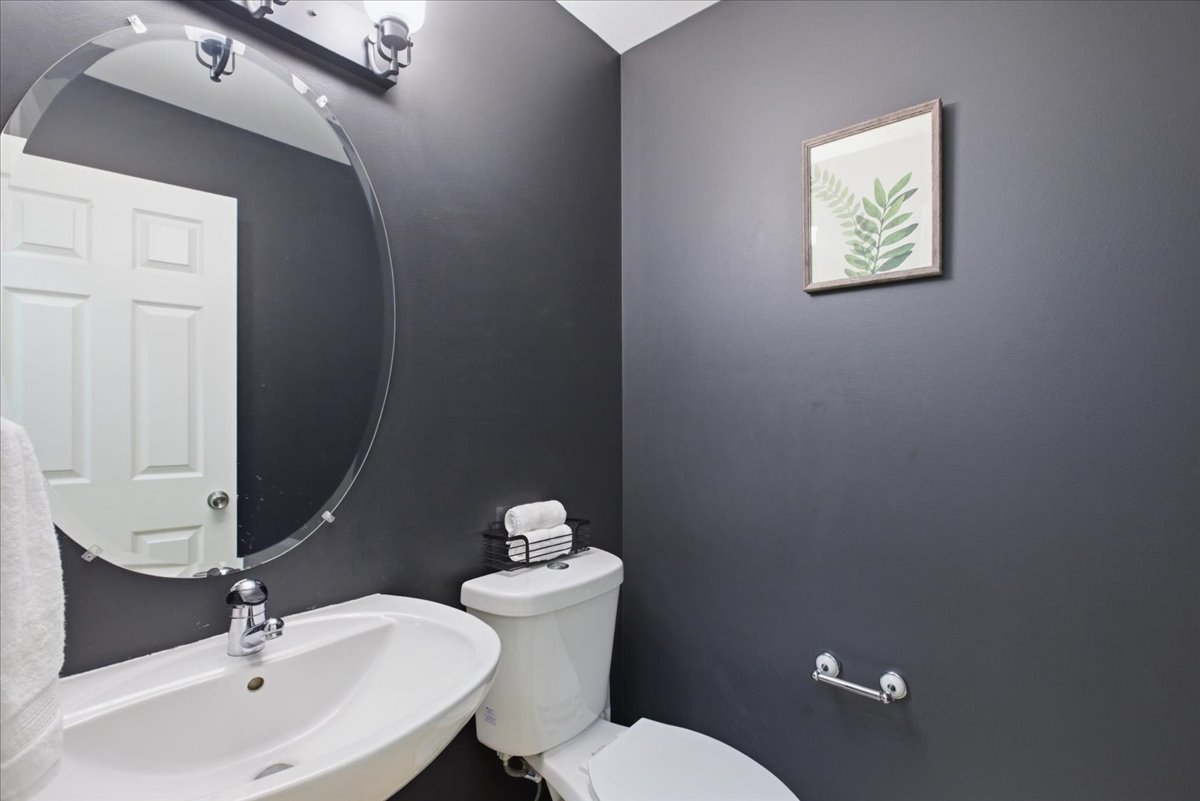 1975 Merlot Court Wheeling, IL 60090 - Photo 11 of 25