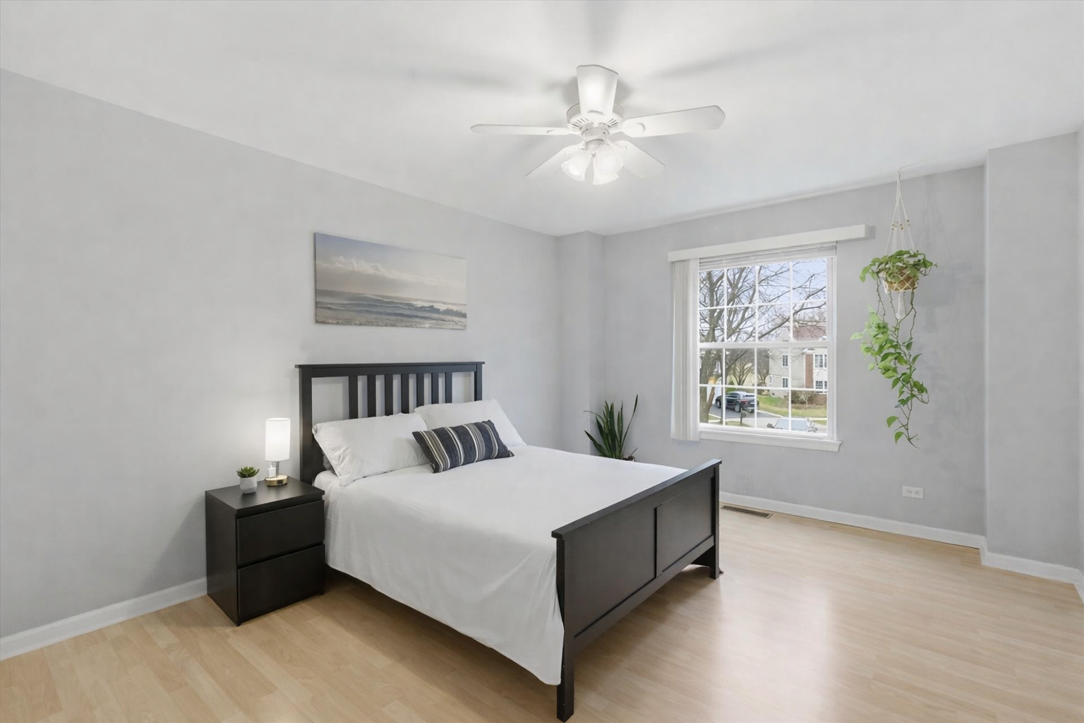 1975 Merlot Court Wheeling, IL 60090 - Photo 17 of 25