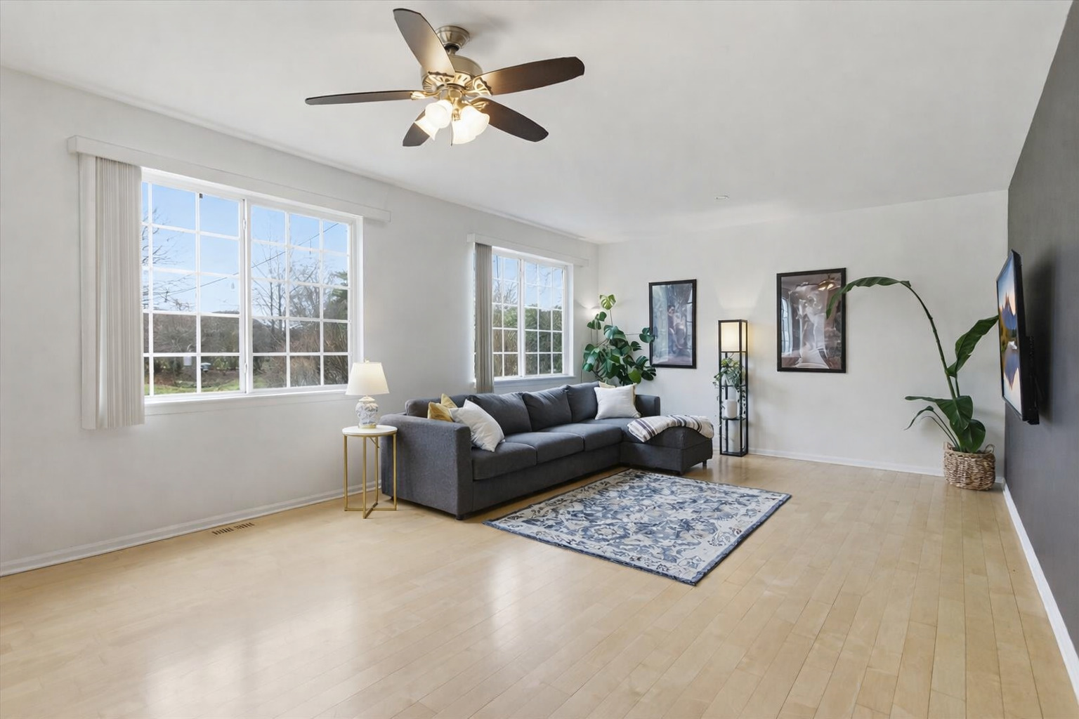 1975 Merlot Court Wheeling, IL 60090 - Photo 8 of 25