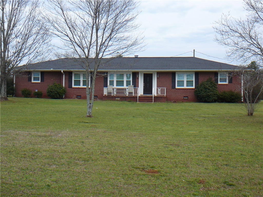 229 Broadway Lake Road Anderson, SC 29621 - Photo 1 of 10 Gallery Image 1