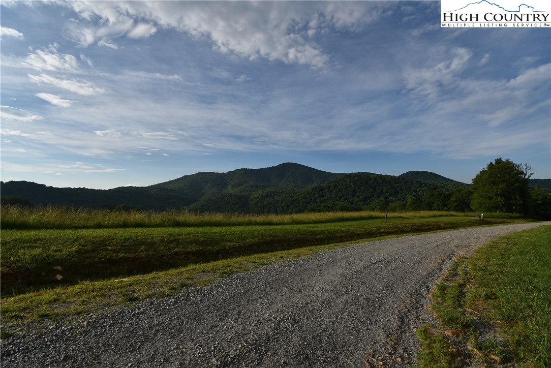 Fox Crest Crumpler, NC 28617 - Photo 17 of 26 Gallery Image 17