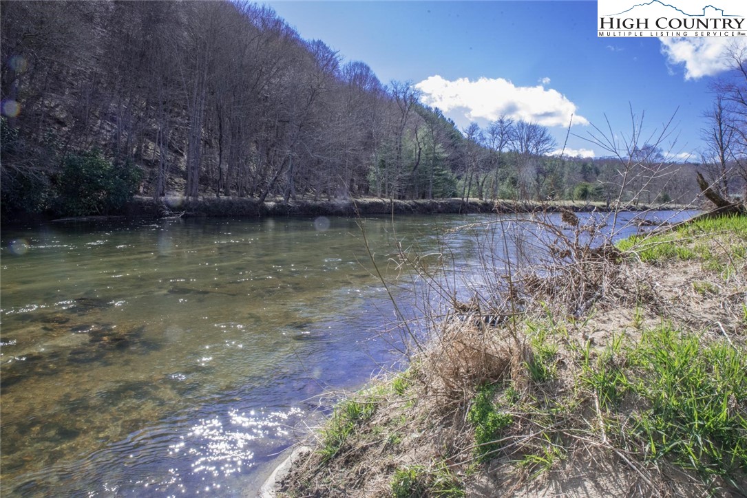 Fox Crest Crumpler, NC 28617 - Photo 6 of 26 Gallery Image 6
