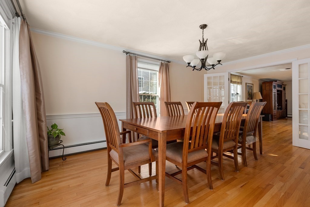 53 Cottonwood Road Wellesley, MA 02482 - Photo 14 of 33