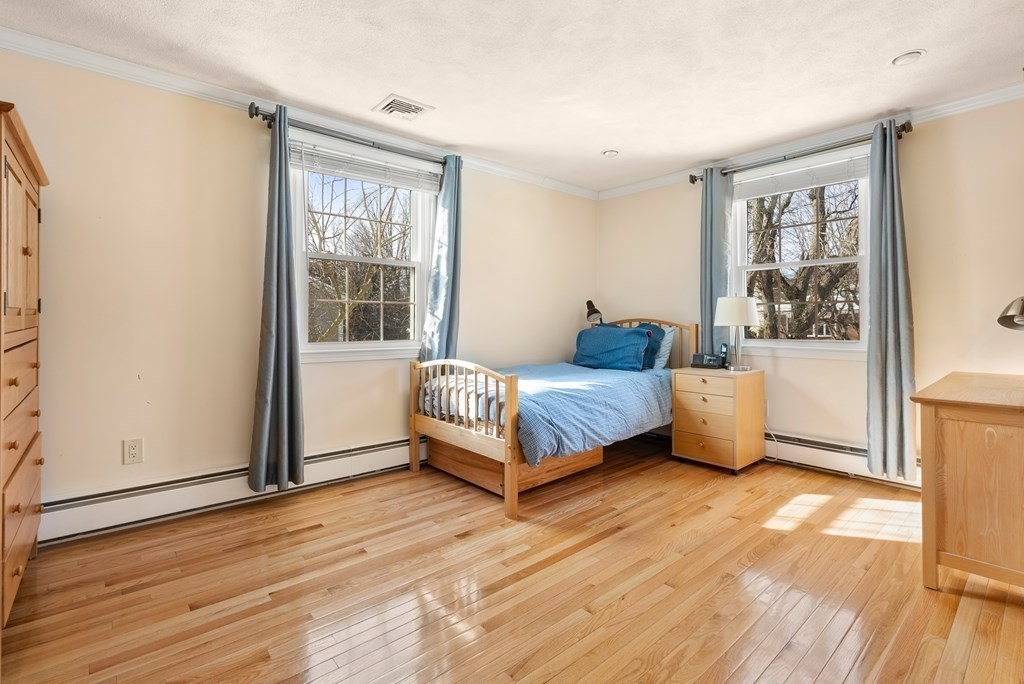 53 Cottonwood Road Wellesley, MA 02482 - Photo 21 of 33