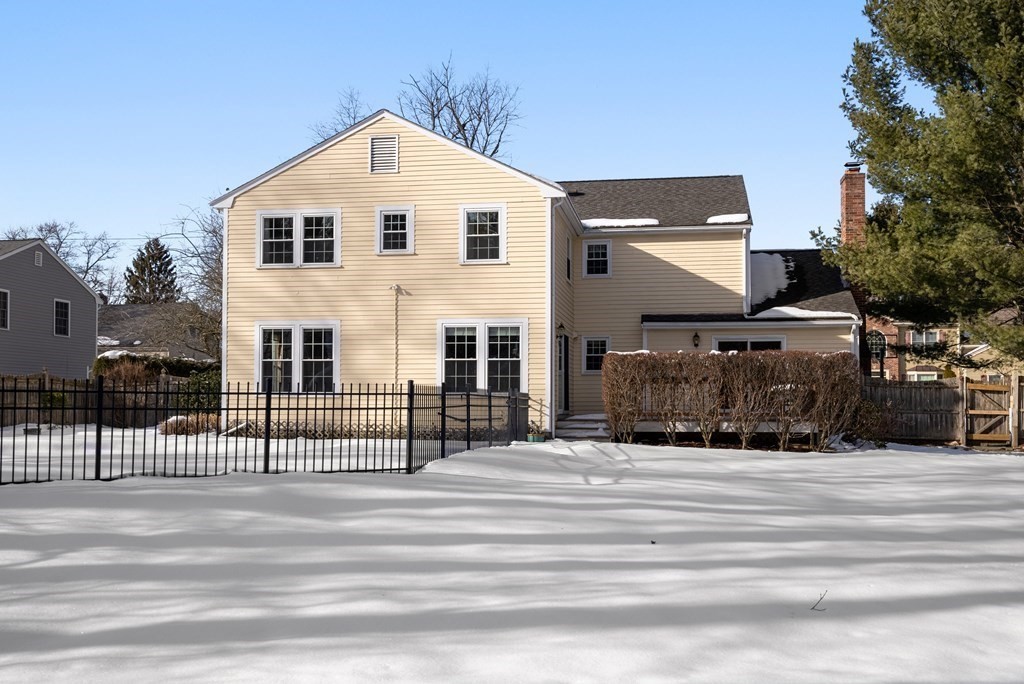 53 Cottonwood Road Wellesley, MA 02482 - Photo 29 of 33