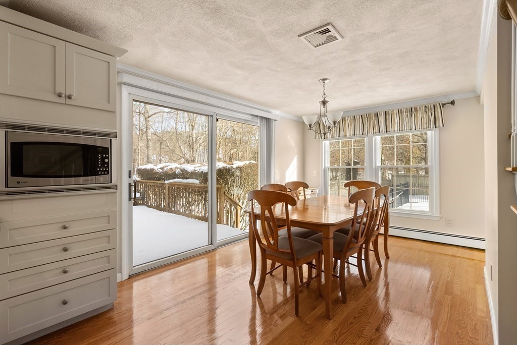 53 Cottonwood Road Wellesley, MA 02482 - Photo 9 of 33