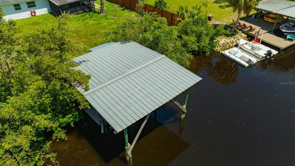 9935 River Drive Gibsonton, FL 33534 - Photo 29 of 29 an aerial view of a house having yard