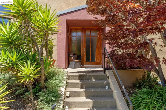 $3,500,000 | 150 Vicente Road, Berkeley, CA 94705