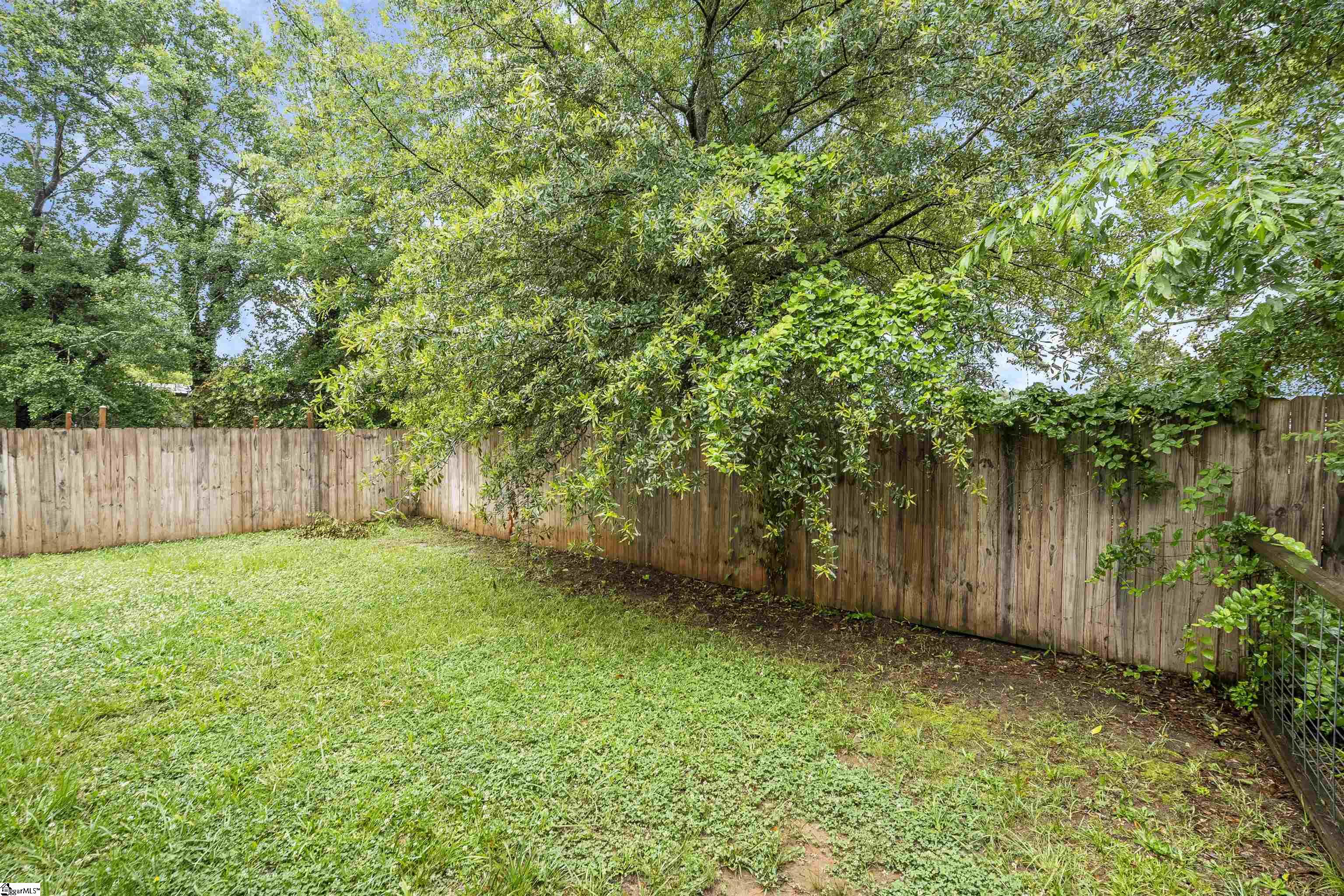 321 Sycamore Drive Greenville, SC 29607 - Photo 34 of 35