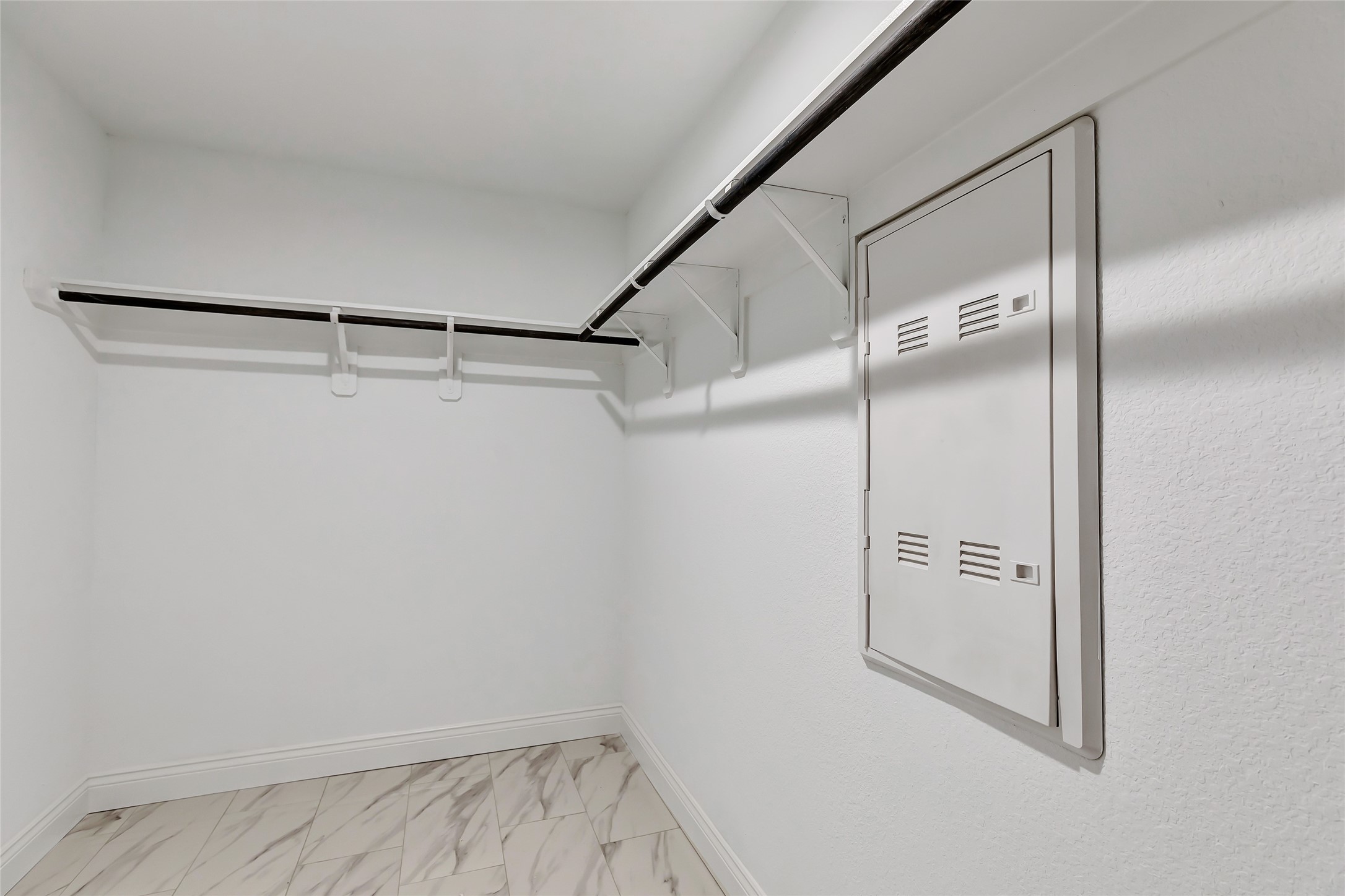 214 Kickapoo Drive Anahuac, TX 77514 - Photo 28 of 36 a view of closet