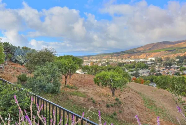 $1,075,000 | 2349 Aztec Avenue, Ventura, CA 93001