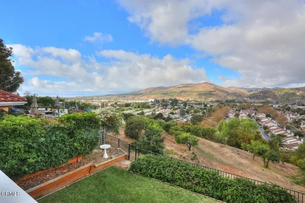 $1,075,000 | 2349 Aztec Avenue, Ventura, CA 93001