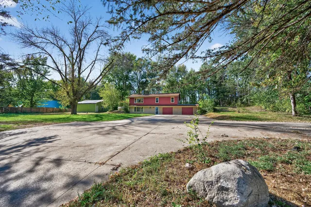 $399,900 | 18554 St Francis Boulevard Northwest, Nowthen, MN 55303