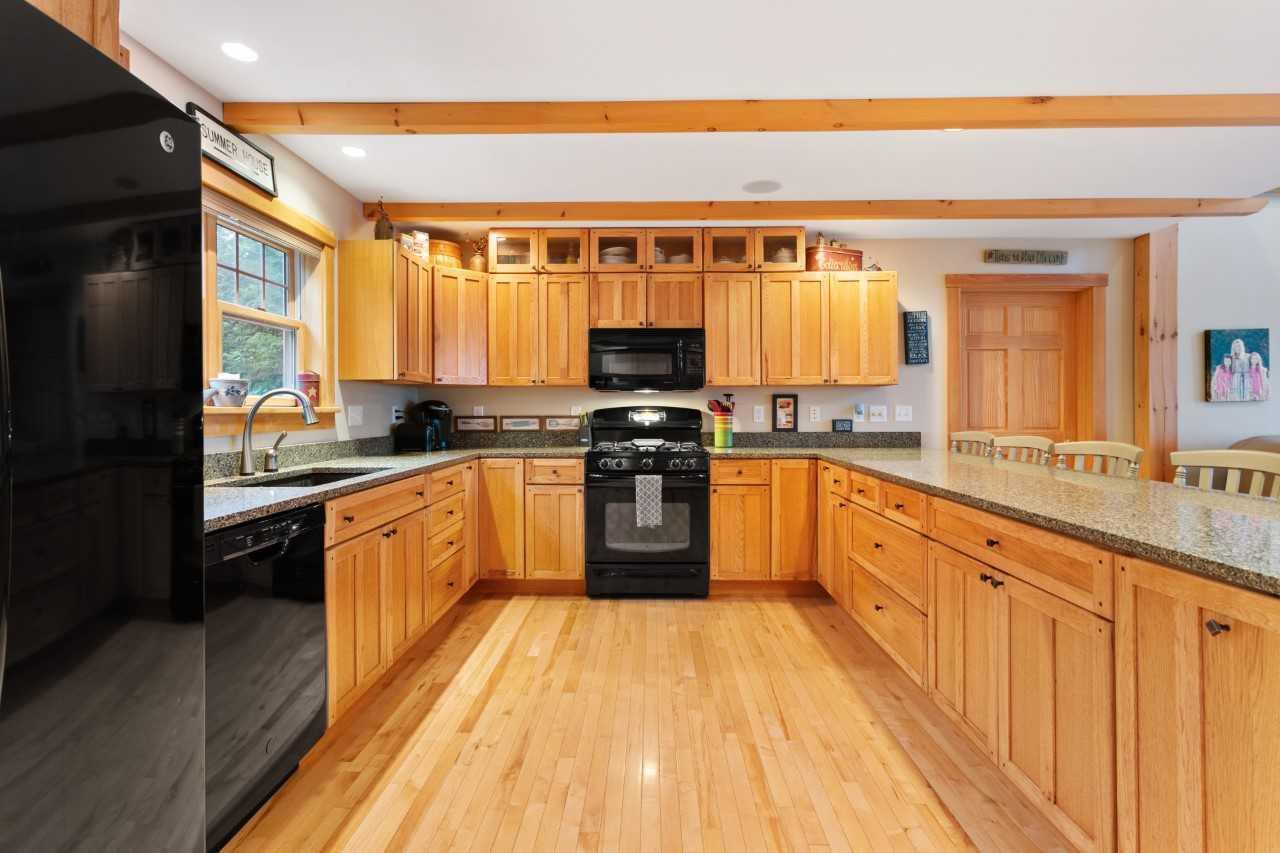 481 West Shore Road Ellsworth, ME 04605 - Photo 9 of 42 8
