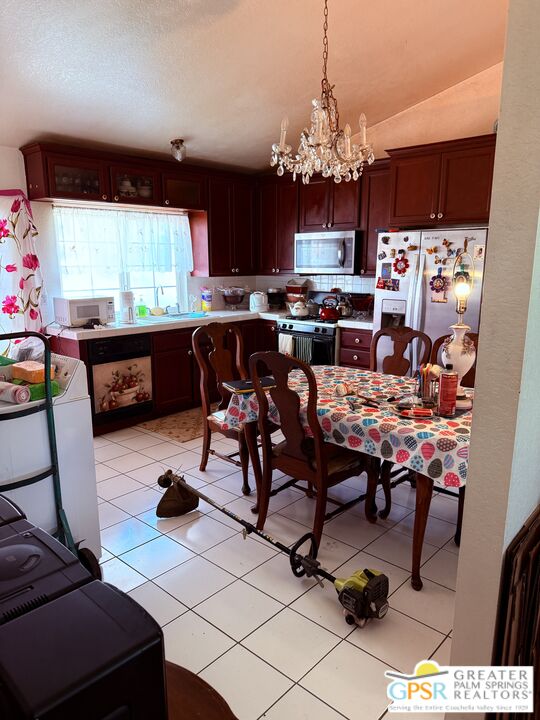 9267 Aralia Drive Riverside, CA 92503 - Photo 35 of 64