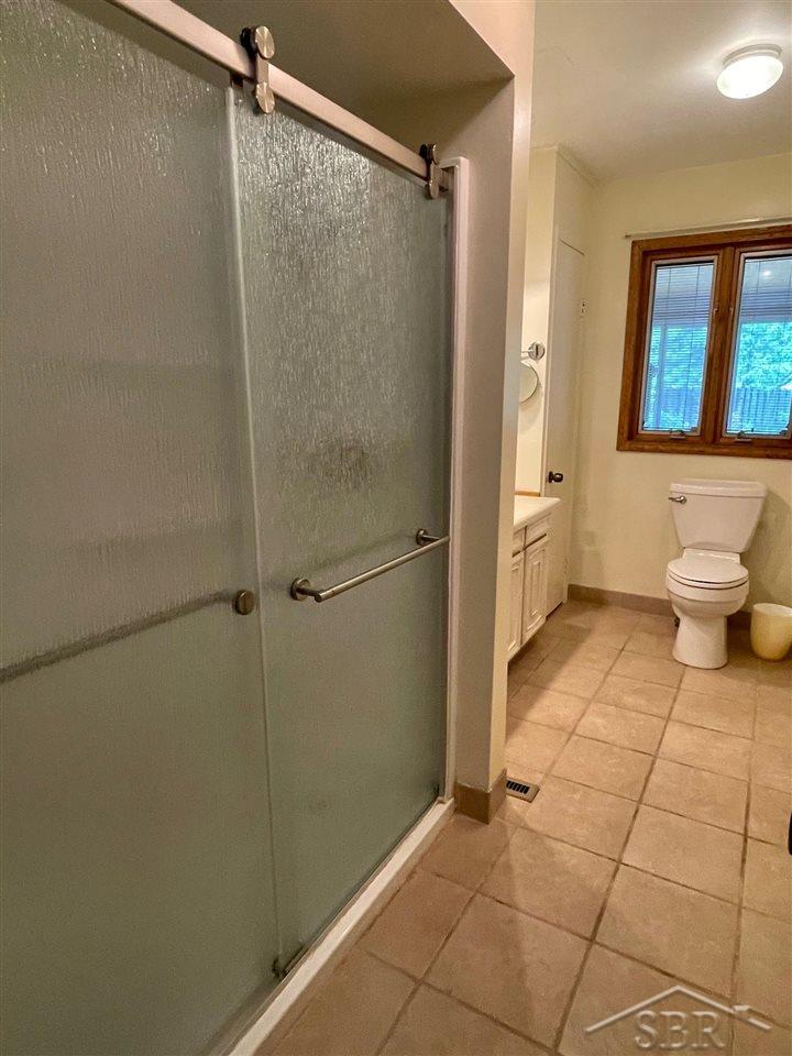 1450 Evelyn Road Bay City, MI 48708 - Photo 15 of 41 50043132-14.JPG