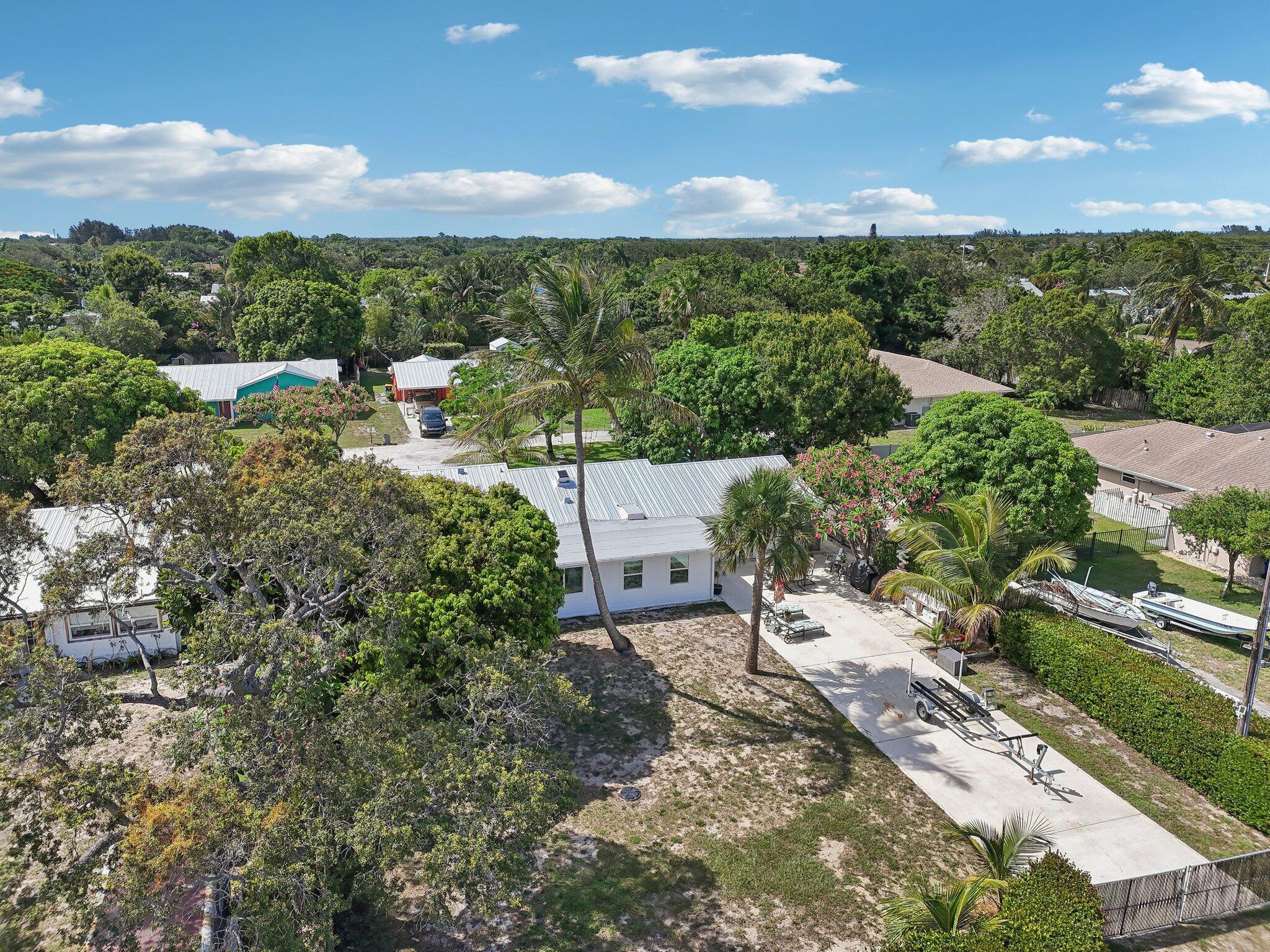8888 Southeast Rigdon Way Hobe Sound, FL 33455 - Photo 42 of 46 42-web-or-mls-SE Rigdon Way-1906-042