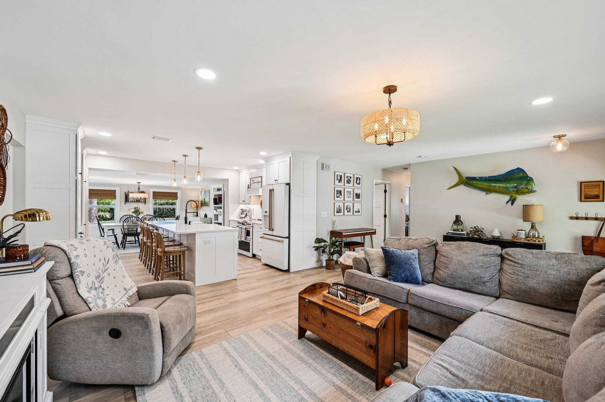6-web-or-mls-SE Rigdon Way-1906-006