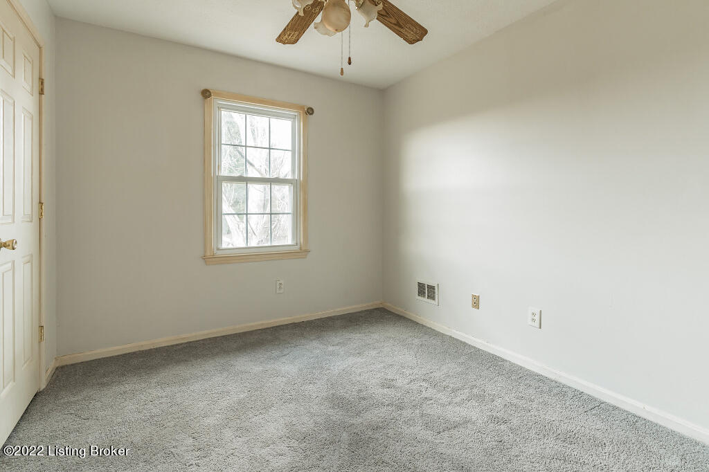 6102 Stone Bluff Road Louisville, KY 40291 - Photo 14 of 25 13