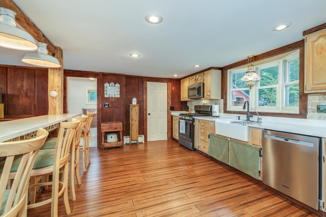 13 Rogers Location Road Intervale, NH 03845 - Photo 11 of 39