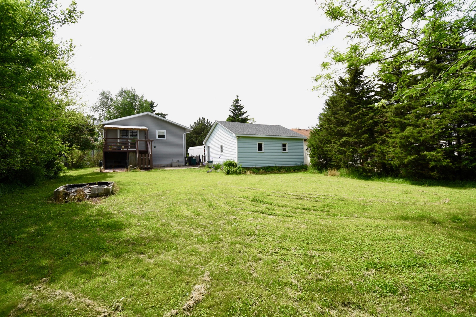 13 Tweed Road Fox Lake, IL 60020 - Photo 22 of 23 a view of a house with a yard