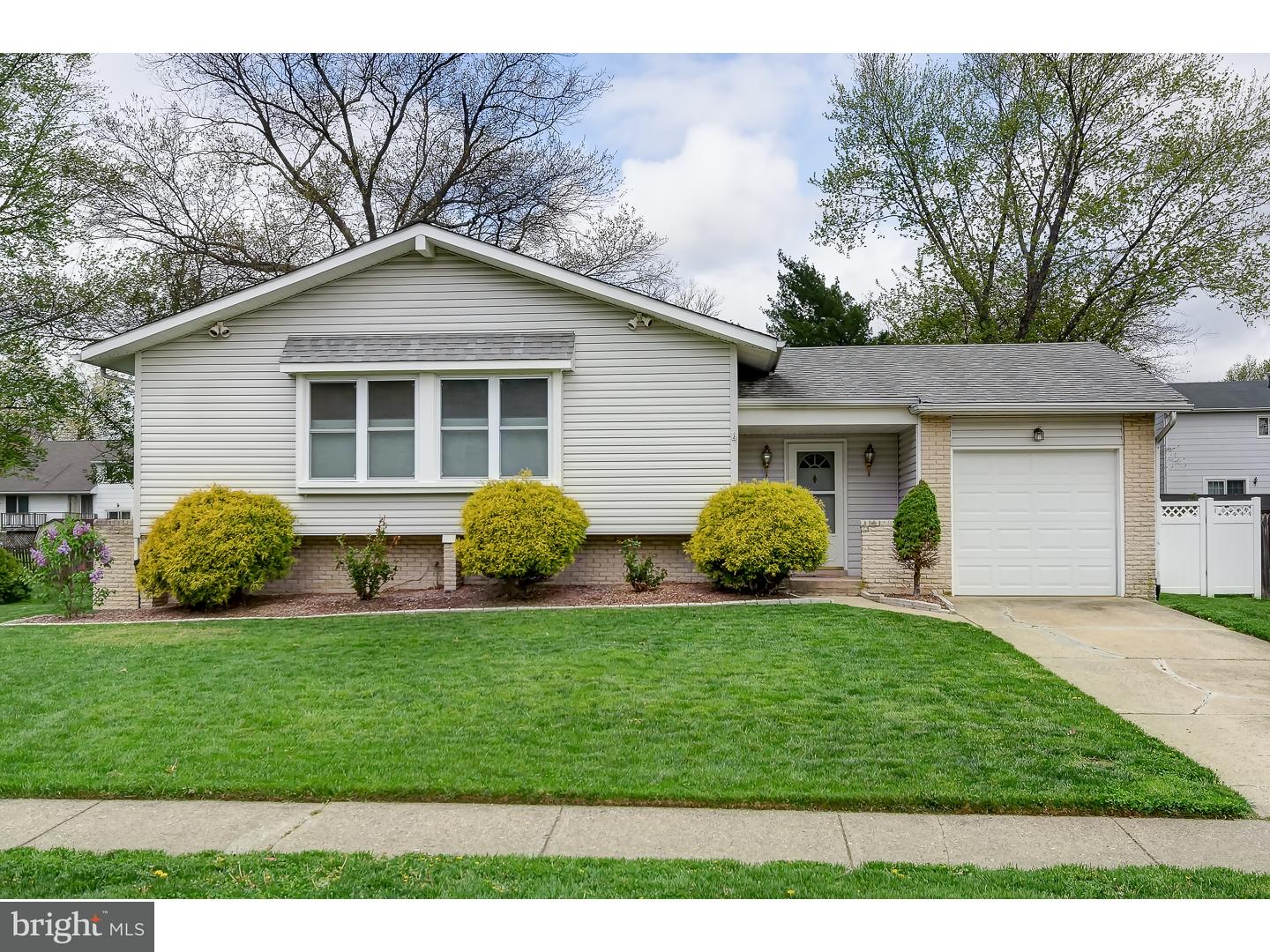 109 Canterbury Road Mount Laurel, NJ 08054 - Photo 1 of 25