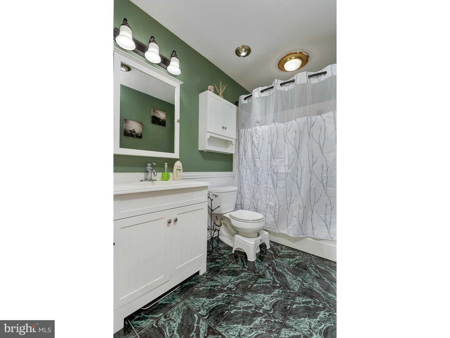 109 Canterbury Road Mount Laurel, NJ 08054 - Photo 17 of 25