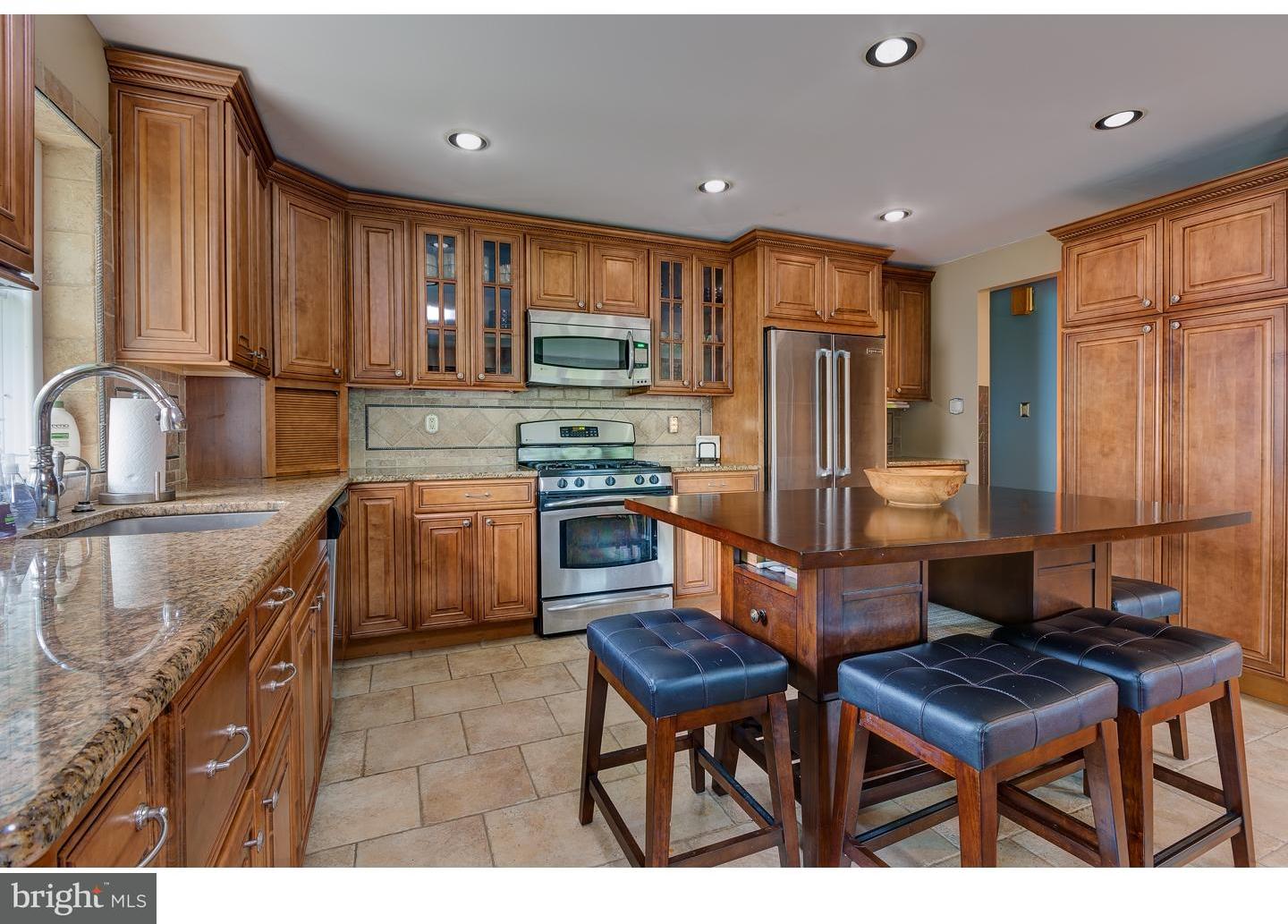 109 Canterbury Road Mount Laurel, NJ 08054 - Photo 10 of 25