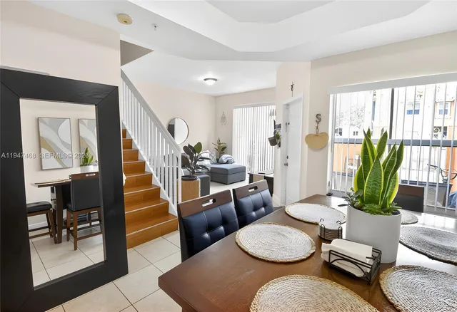 $2,750 | 910 Southwest 143rd Avenue, Unit 2004, Pembroke Pines, FL 33027