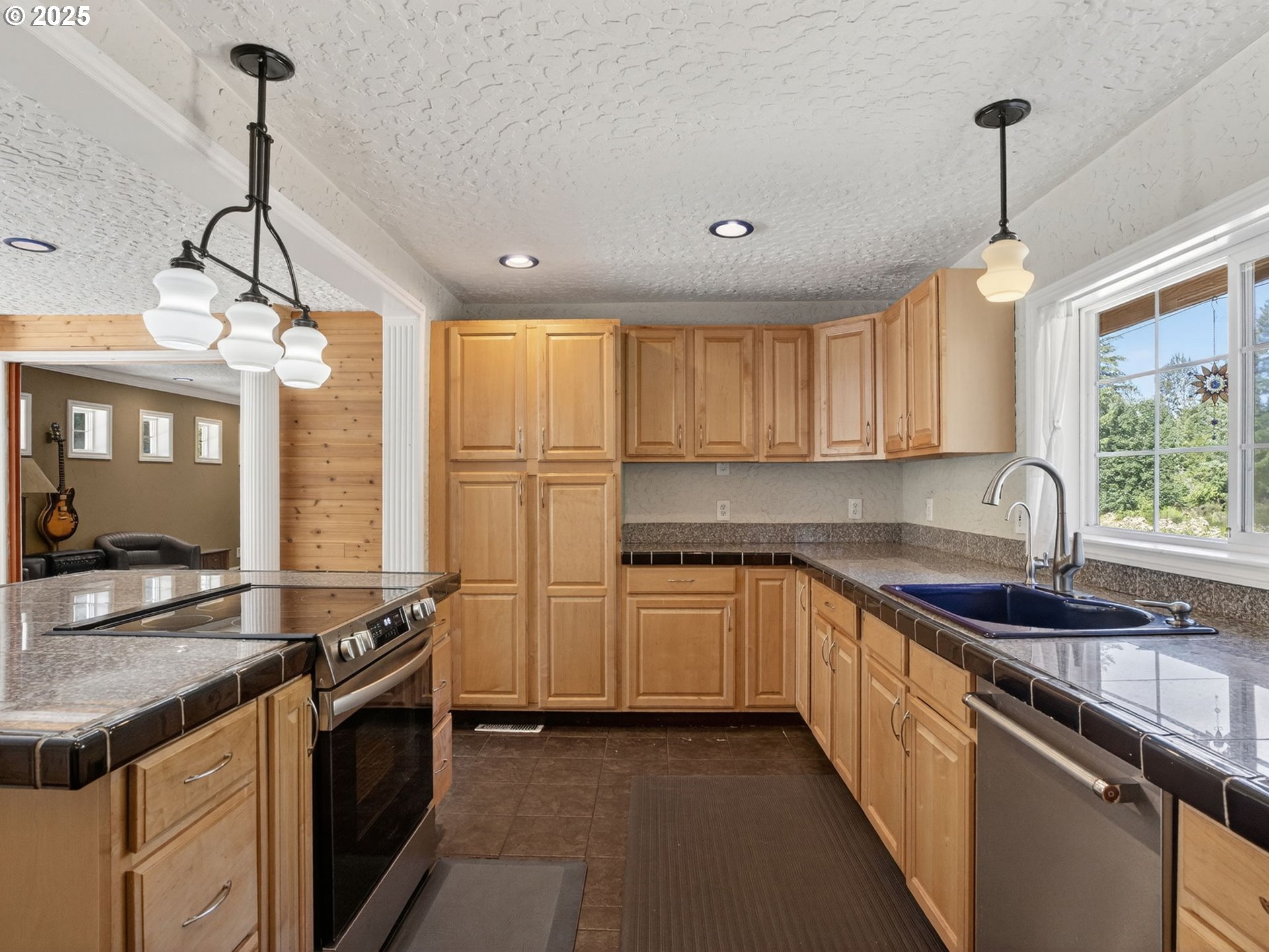 19016 South Lais Road Molalla, OR 97038 - Photo 11 of 48 Gallery Image 11