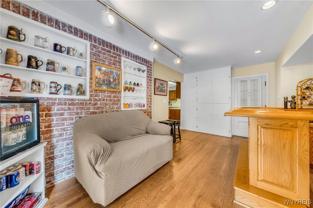 53 Jordan Road Amherst, NY 14221 - Photo 9 of 34