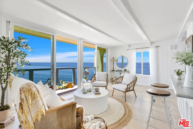 $1,295,000 | 11924 Whitewater Lane, Malibu, CA 90265