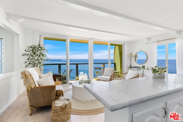 $1,295,000 | 11924 Whitewater Lane, Malibu, CA 90265