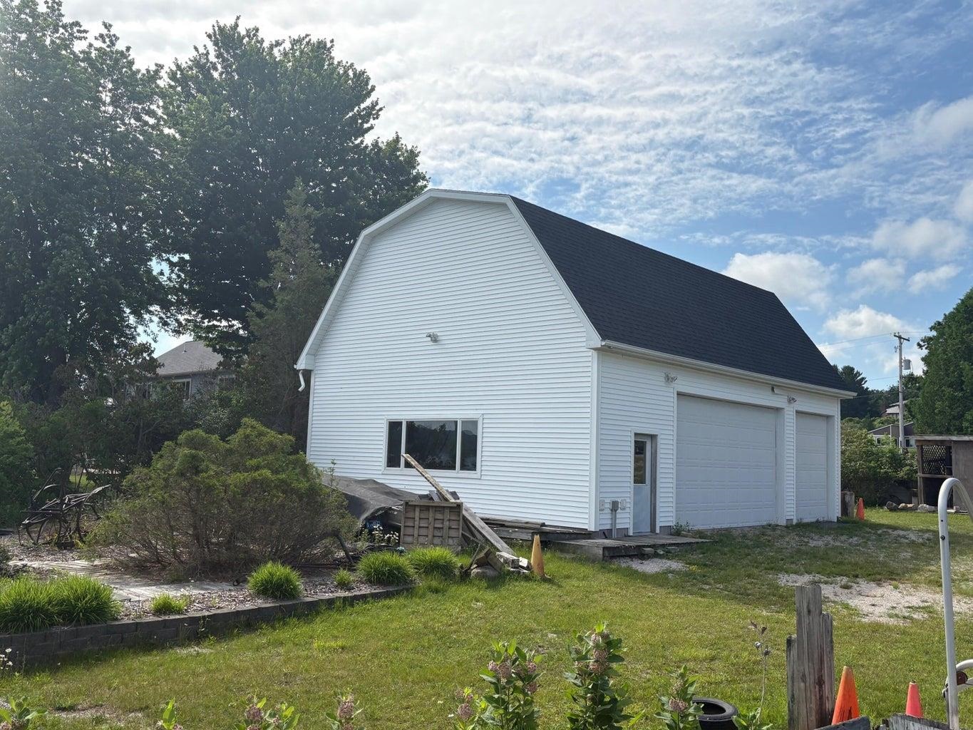 4472 Crescent Beach Road Onekama, MI 49675 - Photo 20 of 42 Gallery Image 20