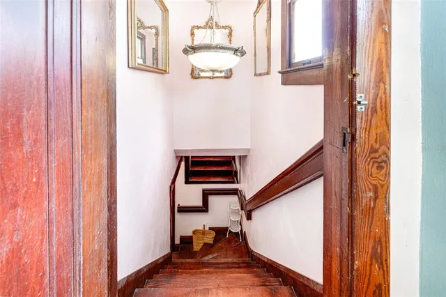 a view of a entryway