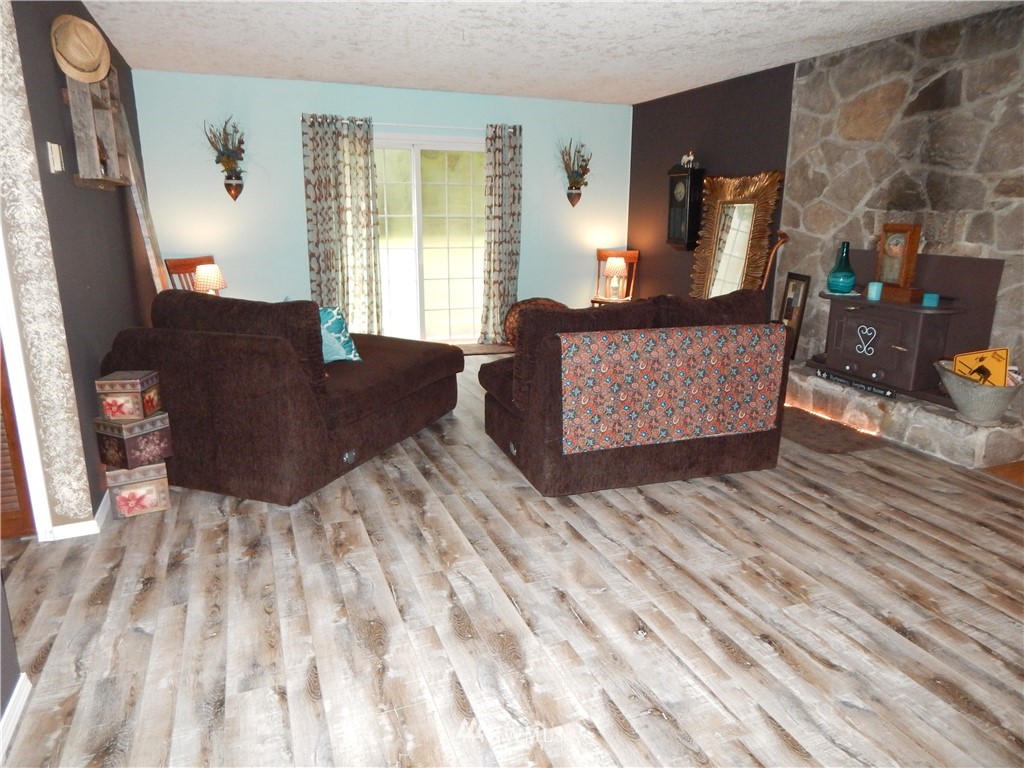 551 Beebe Road East Castle Rock, WA 98611 - Photo 10 of 20 Gallery Image 10